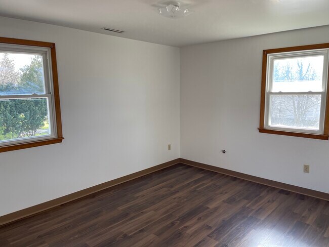 Bedroom - 28 King St