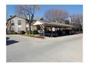 Foto principal - 348 W Harwood Rd