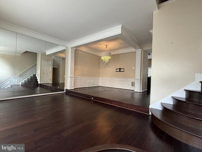 Building Photo - 47684 Sandbank Square