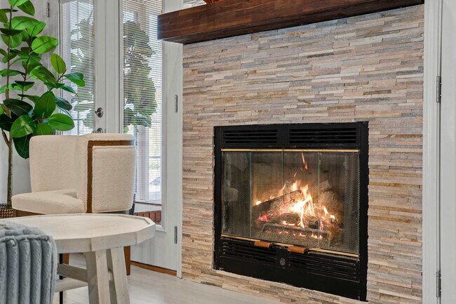 Foto del edificio - 300 Lan Rob Ln