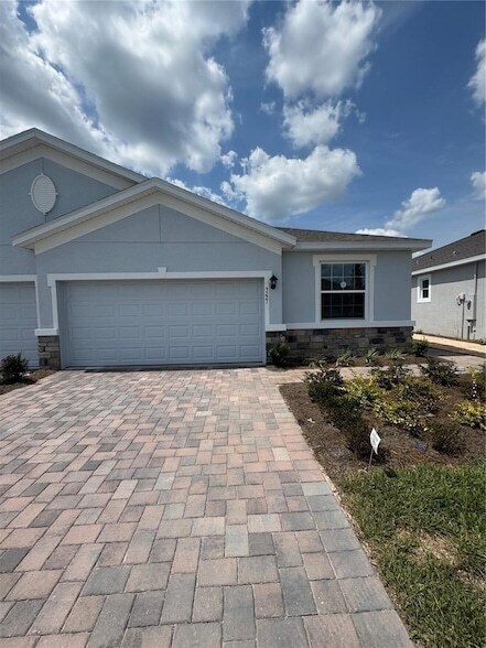 Foto principal - 5221 NW 43rd Ln Rd