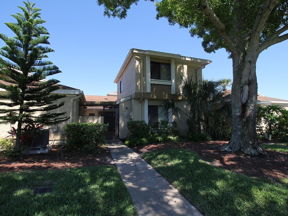 1450 Sheafe Ave NE, Palm Bay, FL 32905 Townhouse for Rent in Palm Bay