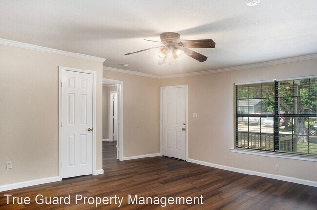 Foto del edificio - 3 br, 2 bath House - 1525 Carswell Terrace