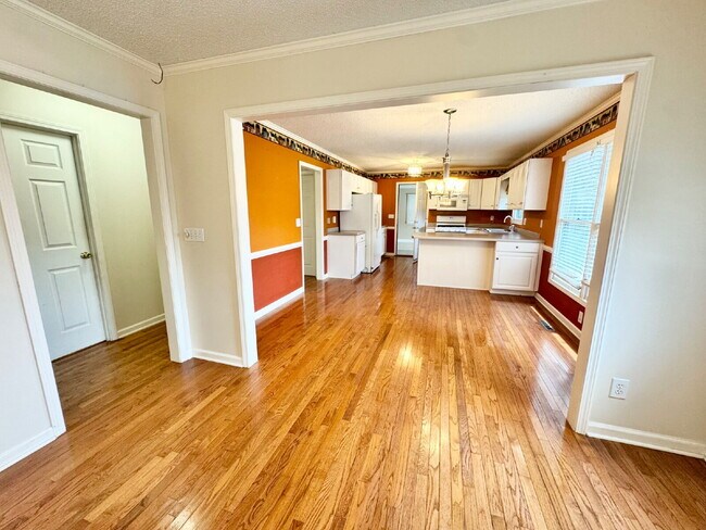 Foto del edificio - 3 bedroom home in Westminster