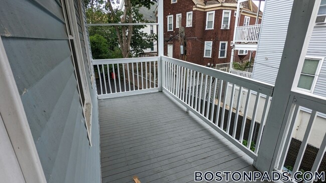 Building Photo - 34 Speedwell St