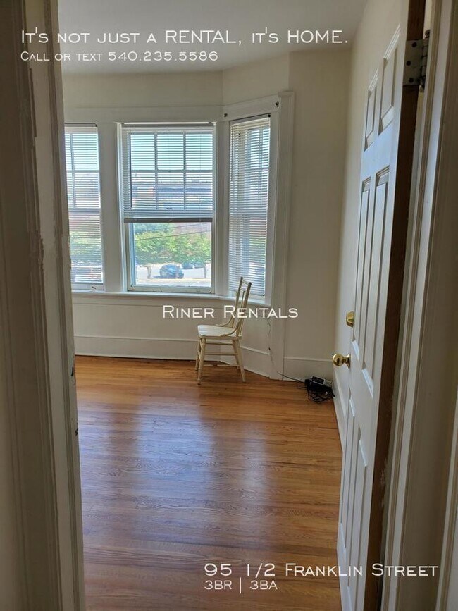 Building Photo - 95 1/2 Franklin Street-