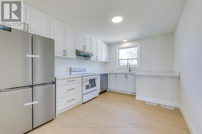 Building Photo - 451 Sandmere Pl