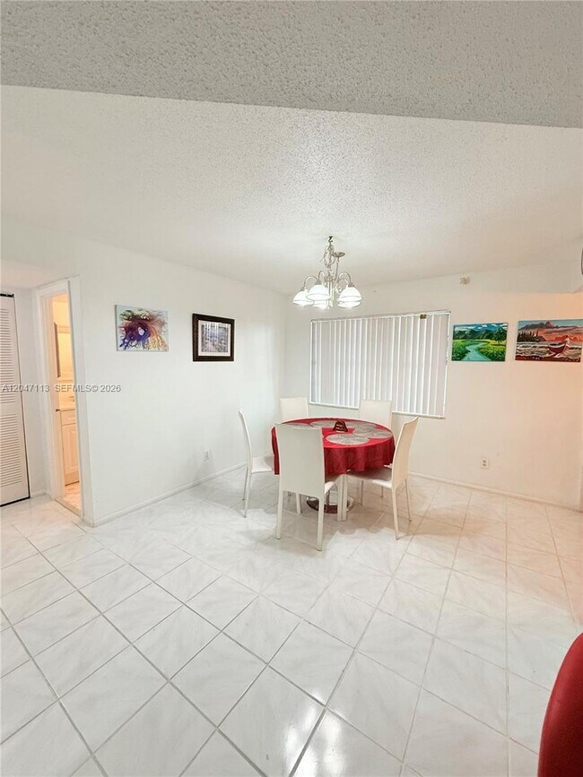 Foto del edificio - 4140 NW 44th Ave