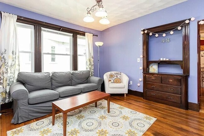 Foto del edificio - 42 Sunset Rd