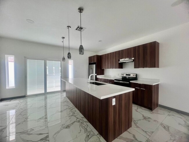 Foto del edificio - 1011 Emerald Valley Dr