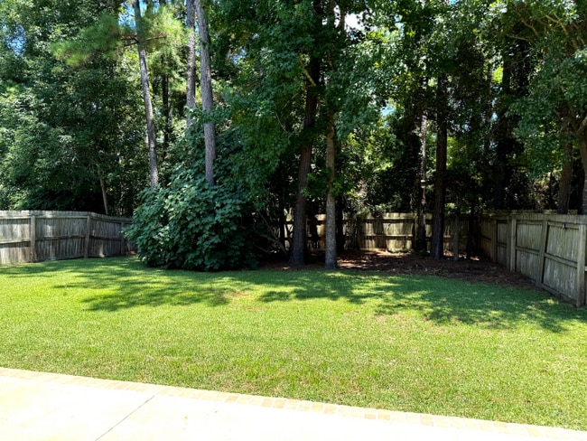 Building Photo - 1392 Water Edge Dr