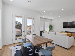 Building Photo - 1807 Lee St