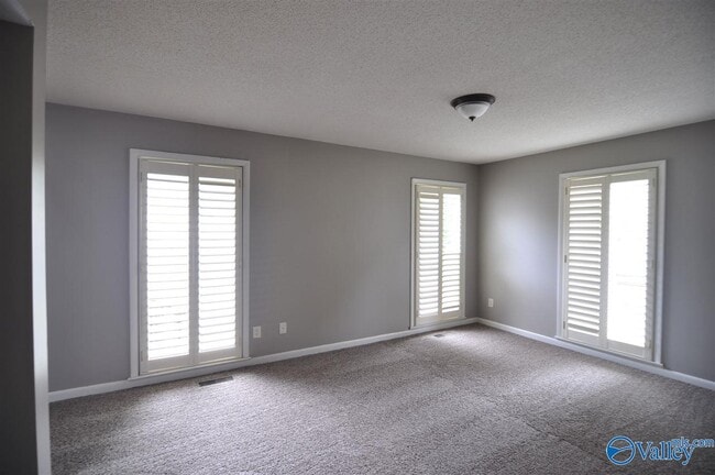 Foto del edificio - 9405 Hartwick Cir SE
