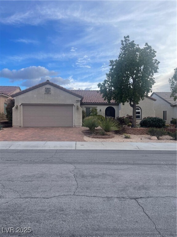 Primary Photo - 2389 Anderson Park Dr