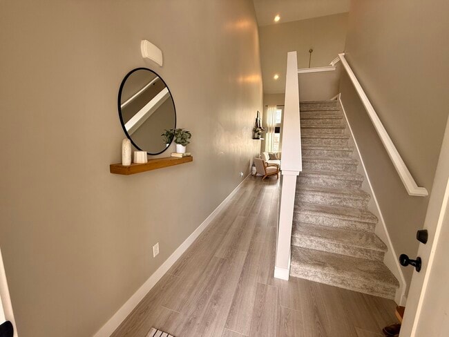 Foto del edificio - 9655 N Aaron Ave