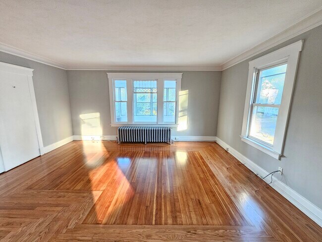 Foto del edificio - 217 S Whittlesey Ave