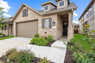 Building Photo - 3952 Oak Crk Cir