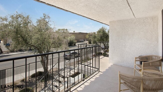 Building Photo - 2301 S Valley View Blvd