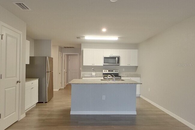 Building Photo - 18328 Gibraltar Ln