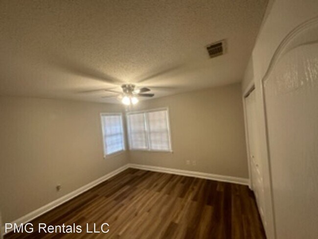 Building Photo - 2 br, 1 bath House - 315 Brannen St. Apt A