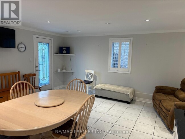 Photo du bâtiment - 35 Laura Sabrina Dr