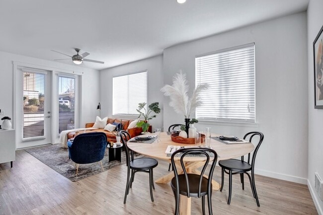 Building Photo - Martingale Apartments