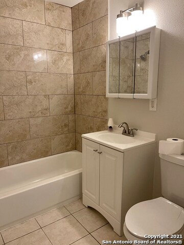 Foto del edificio - 1624 El Monte Blvd