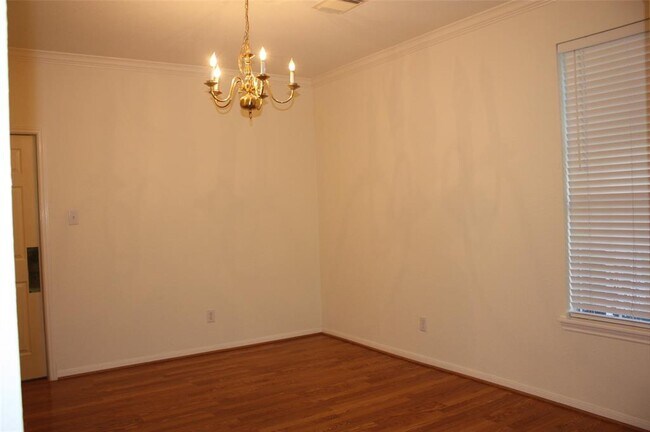 Building Photo - 22703 Shannon Falls Ct