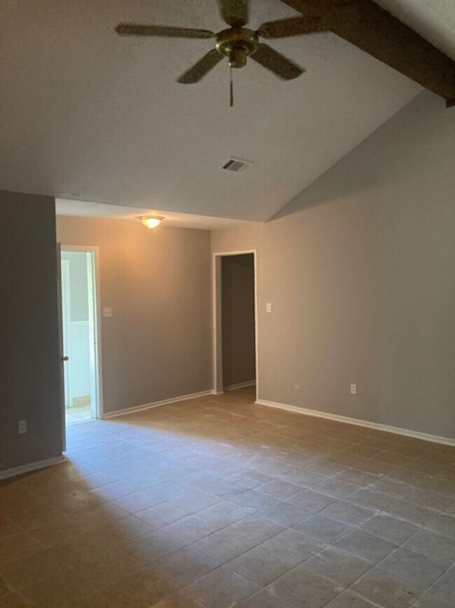 Foto del edificio - Moss Point 3 Bedroom
