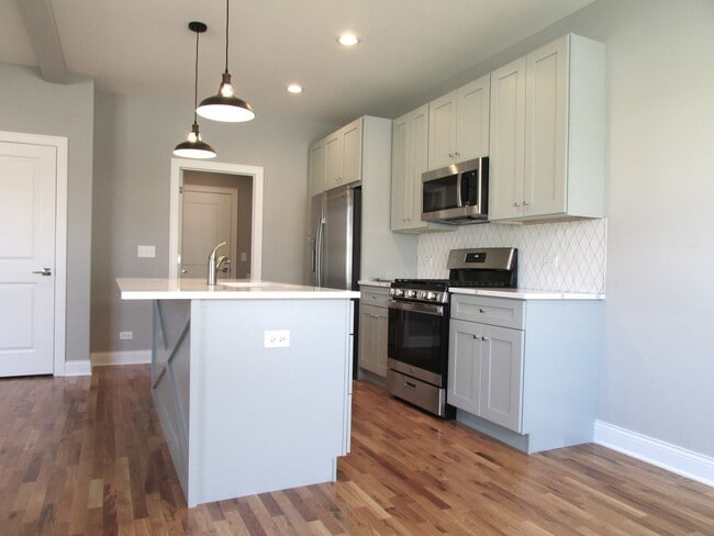 Foto del edificio - 964 Partridge Cir
