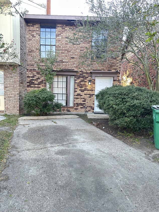 Foto principal - 1024 Dimarco Dr
