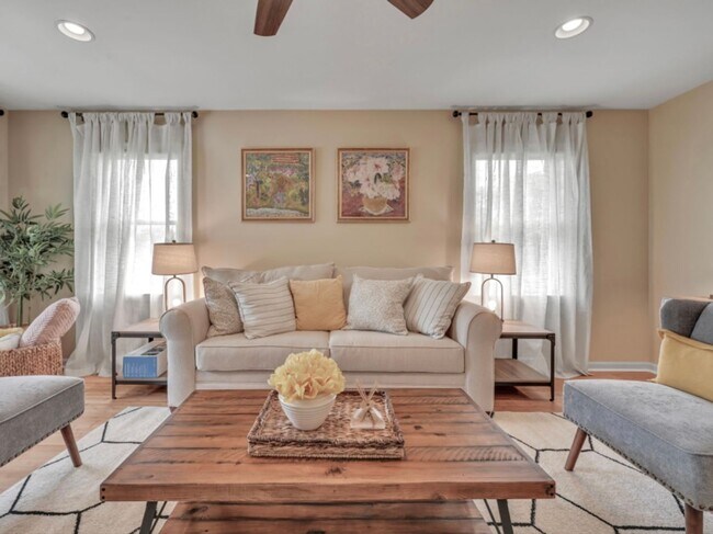 Foto del edificio - 951 Mae St