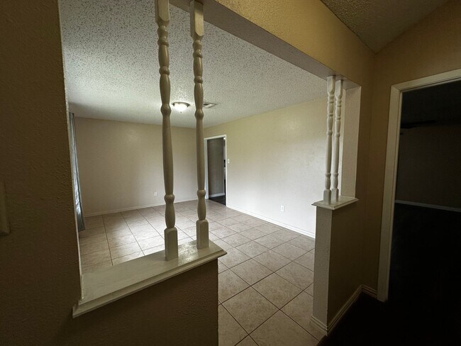Foto del edificio - 179 Weldon Dr
