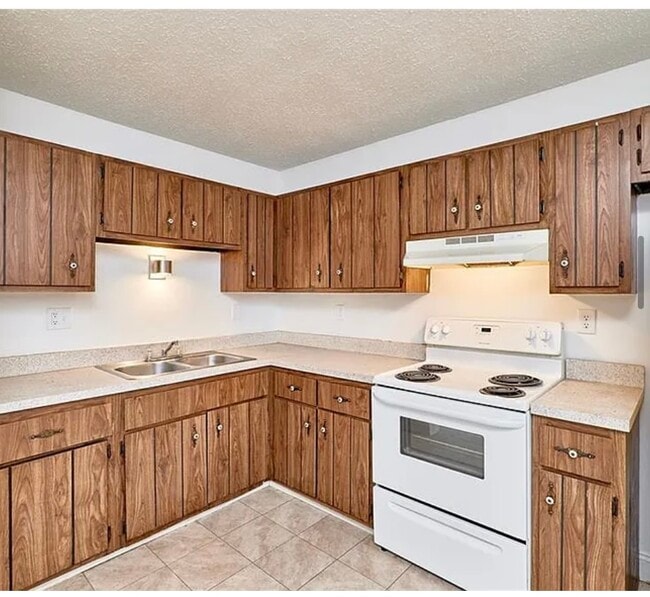 Building Photo - 285 Mount Everest Dr