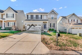 Building Photo - 2704 Orleans Dr