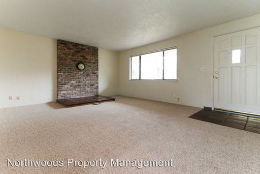 Building Photo - 2801 Applewood Ln