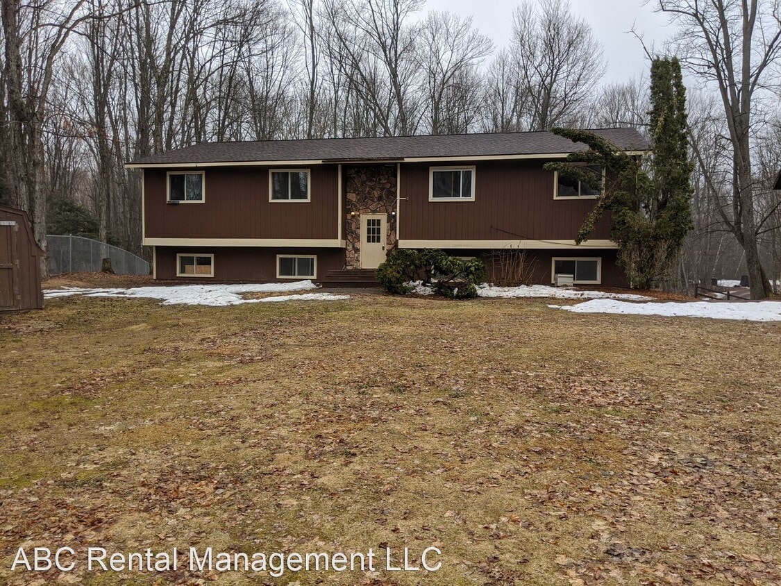 2967 Cranes Rd, Rhinelander, WI 54501 Room for Rent in Rhinelander