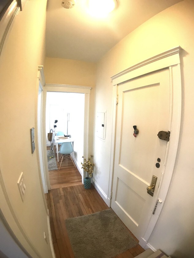 Foto del edificio - 319 Allston St