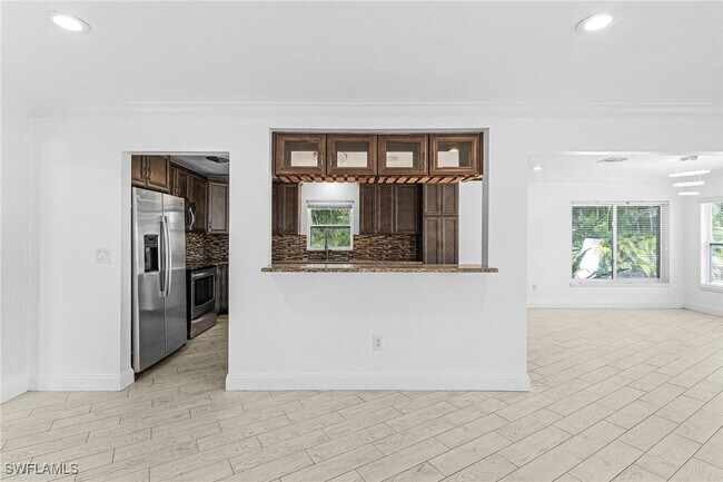 Building Photo - 1340 Braman Ave