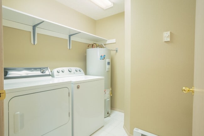 Interior Photo - Castlegate Apartments