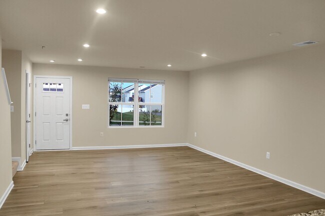 Foto del edificio - 80 Glacier Ave