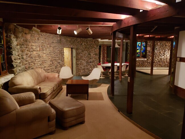 Loft Gallery Space - 2750 Walnut Lake Rd