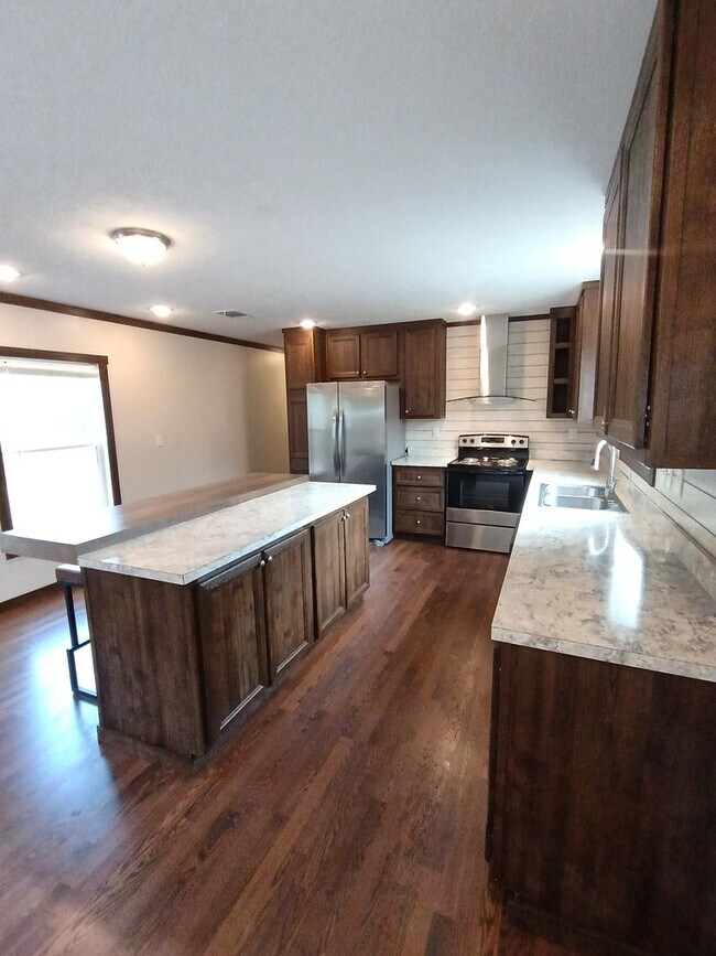 Foto del edificio - 785 Sandridge Rd