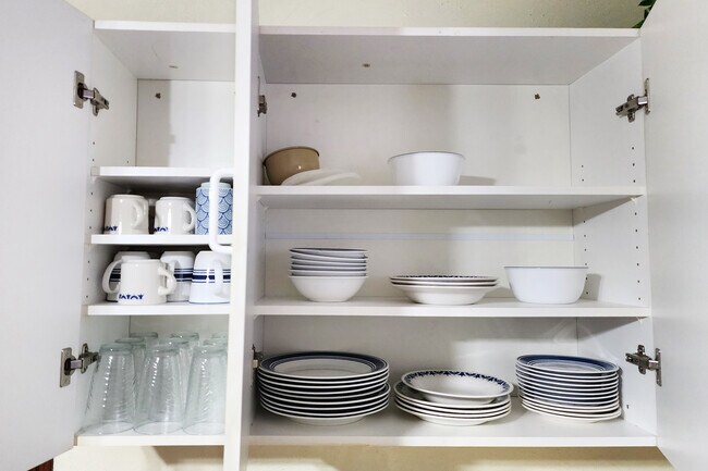 Cocina grande y completamente equipada - 2706-2 Buffalo Rd