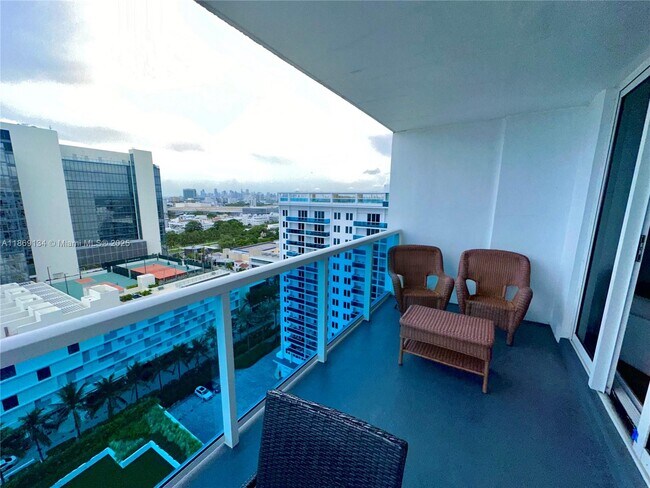 Foto del edificio - 2301 Collins Ave