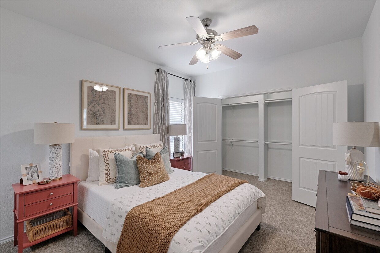 Foto del edificio - 12802 Idledale Dr