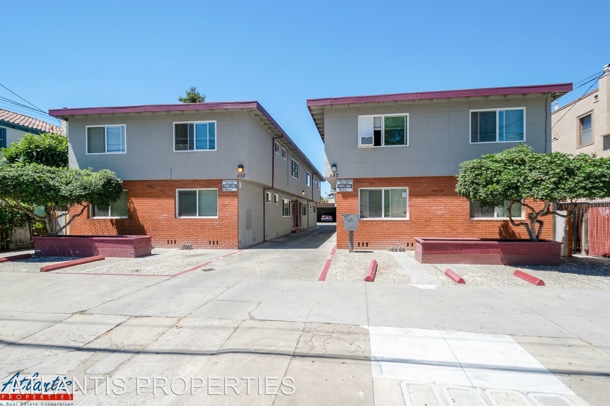 Foto principal - 237 N 8th St