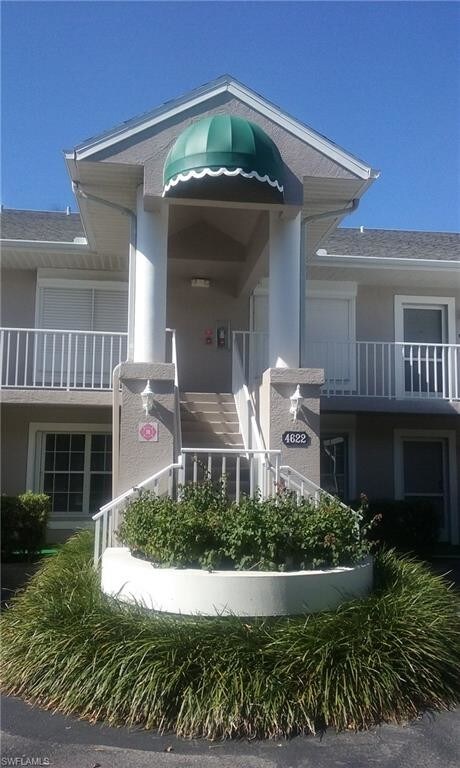 Building Photo - 4622 SW 12th Pl