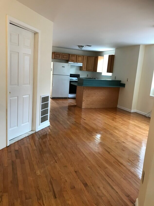 238 Lincoln Ave Unit 32nd Floor, Cliffside Park, NJ 07010