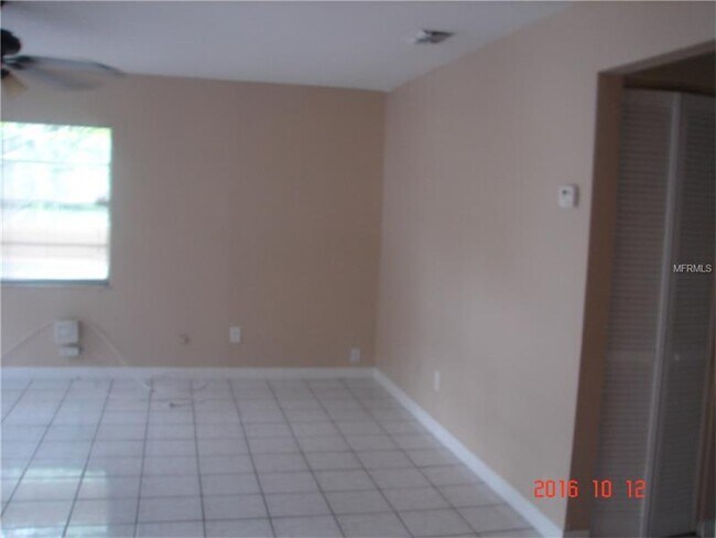 Foto del edificio - 7300 N Taliaferro Ave